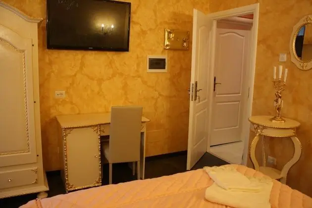 Junior Süit (Rosso / Beige)