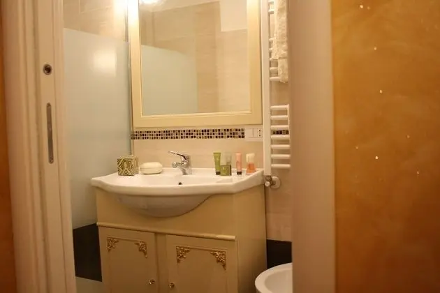 Junior Süit (Rosso / Beige)