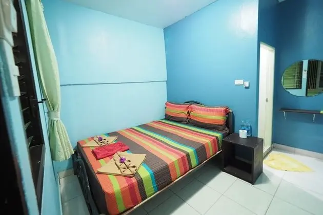 Standard Fan Room