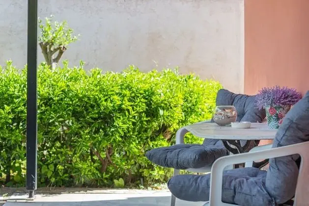 Ev, 2 Yatak Odası, Sigara İçilebilir, Veranda