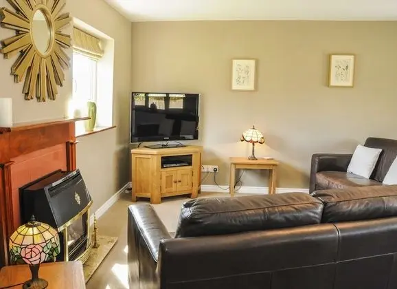 Classic Kır Evi, Özel Banyo, Bahçe Manzaralı (Rose -  self catering)
