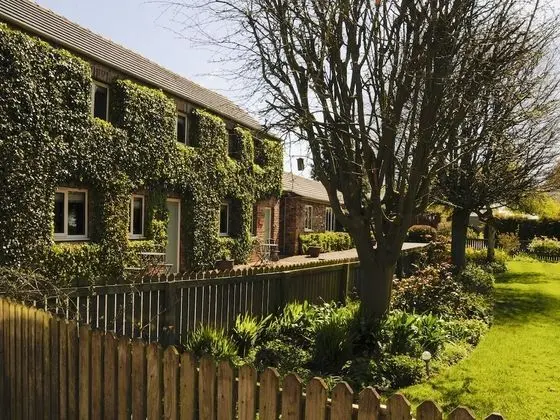 Superior Kır Evi, Özel Banyo, Bahçe Manzaralı (Granary - self catering)