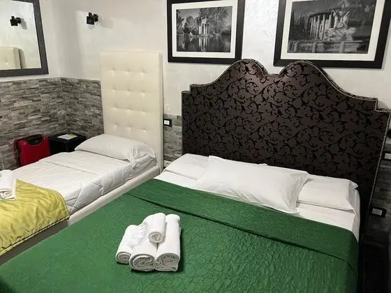 Deluxe Üç Kişilik Oda