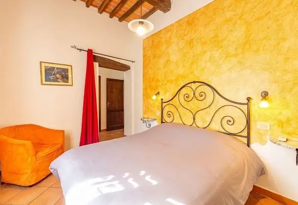 Family Apart Daire, Birden Çok Yatak, Bahçeli (Poppy apt with shared pool)