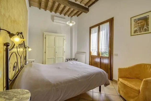 Family Apart Daire, Birden Çok Yatak, Bahçeli (Poppy apt with shared pool)