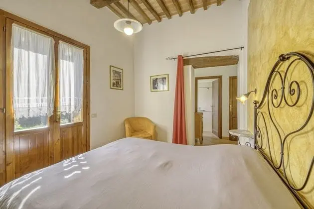 Family Apart Daire, Birden Çok Yatak, Bahçeli (Poppy apt with shared pool)