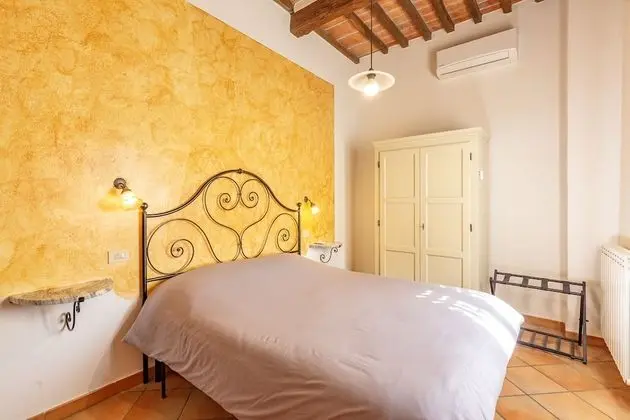 Family Apart Daire, Birden Çok Yatak, Bahçeli (Poppy apt with shared pool)