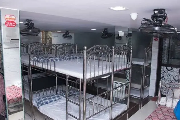 Ortak Ranzalı Oda (18 Bed with AC)