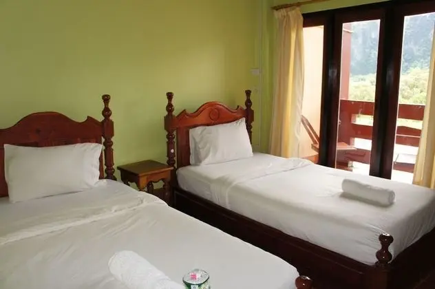 Twin Room River View Balcony