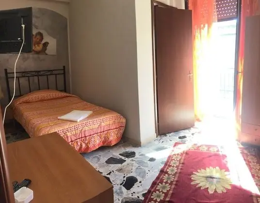 Grand Tek Kişilik Oda