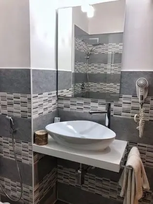 Tek Büyük Yataklı Oda, Özel Banyo