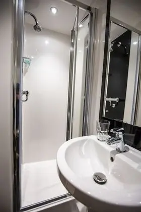 Oda, 1 Çift Kişilik Yatak