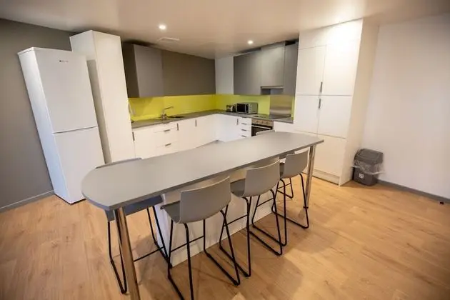 Oda, 1 Çift Kişilik Yatak