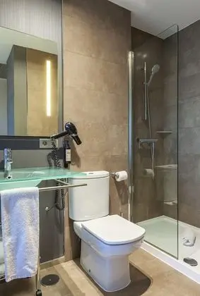 Standard Üç Kişilik Oda, Sigara İçilmez