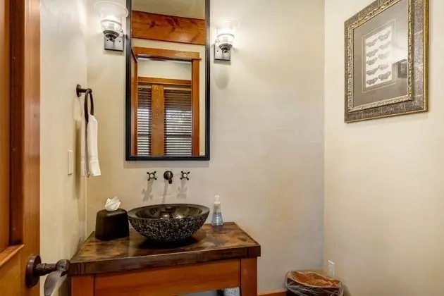 Standard Ev, 4 Yatak Odası, Sigara İçilmez, Danışma