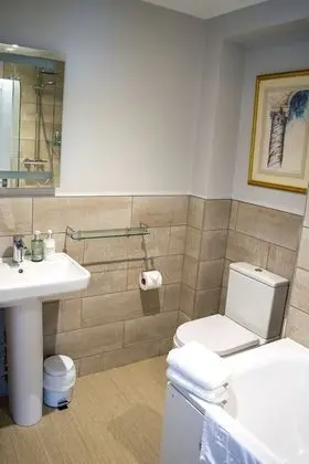 Deluxe Tek Büyük Yataklı Oda, Liman Manzaralı