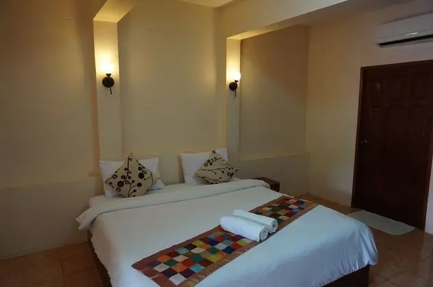 1 Bedroom Apartment (Por Dee)