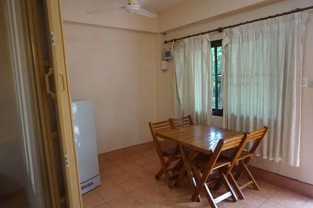 1 Bedroom Apartment (Por Dee)