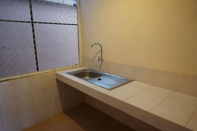 1 Bedroom Apartment (Por Dee)