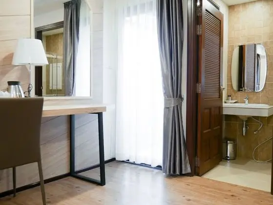 Grand Deluxe Room