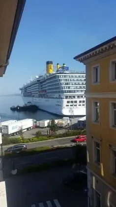 Deluxe Oda, Ortak Banyo