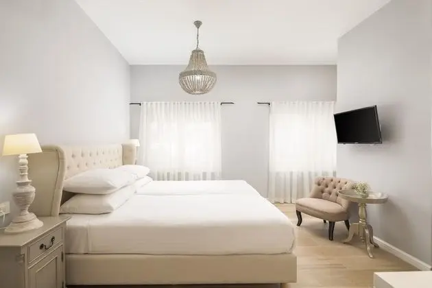 Deluxe Junior Suite