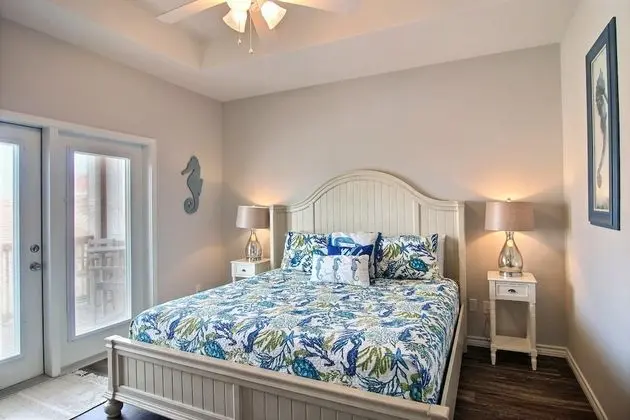 Daire, Birden Çok Yatak, Veranda (Port A Good Time)