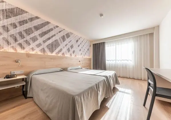 Büyük Yataklı Tek Kişilik Oda (M, 1 adult)
