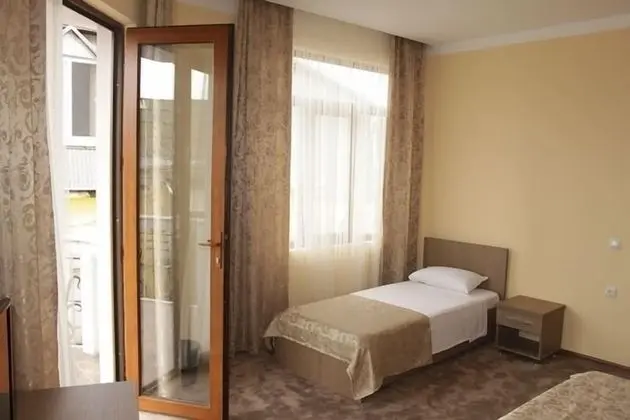 Standard Üç Kişilik Oda, Balkon
