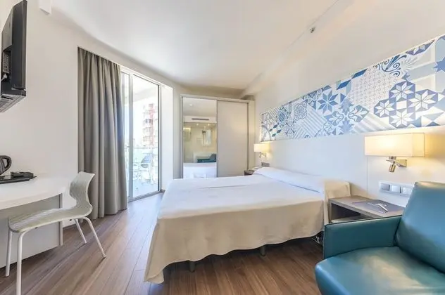 Üç Kişilik Oda (2 Adults + 1 Child)