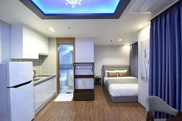 Deluxe Tek Büyük Yataklı Oda