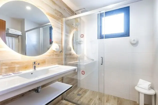 Üç Kişilik Oda (3 Adults)