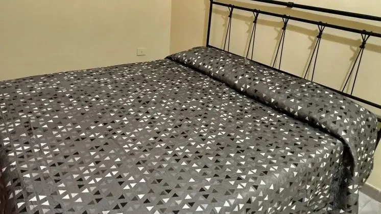 Tek Büyük Yataklı Oda, Ortak Banyo