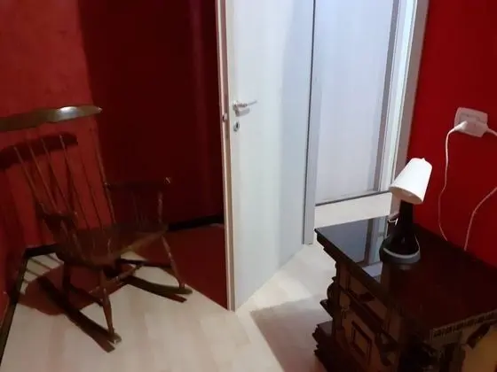Tek Büyük Yataklı Oda, Ortak Banyo