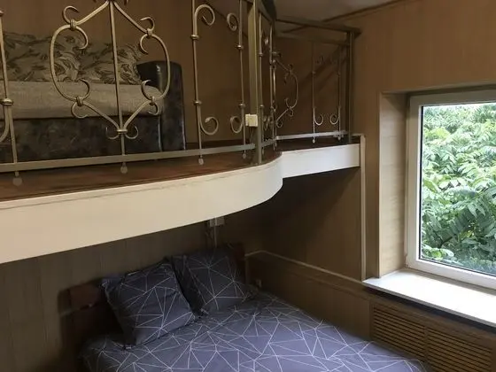 Family Oda, Ortak Banyo, Şehir Manzaralı