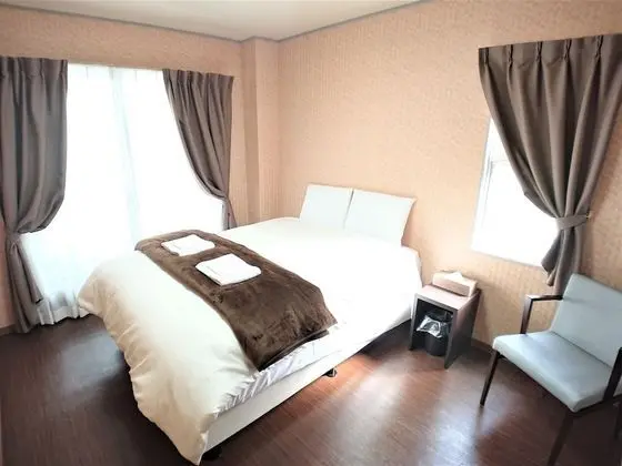 Oda, 2 Yatak Odası (2F)