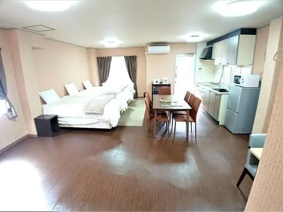 Oda, 2 Yatak Odası (2F)