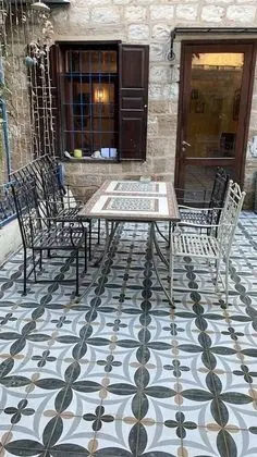 Üç Kişilik Oda