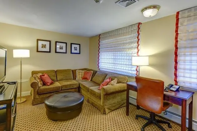 Süit, 1 En Büyük (King) Boy Yatak ve Çekyat, Sigara İçilmez