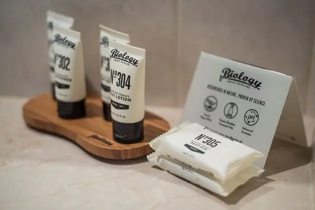 Tek Büyük Yataklı Oda, Balkon, Okyanus Manzaralı