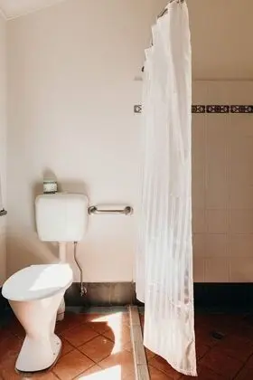 Tek Büyük Yataklı Oda, Banyolu/Duşlu