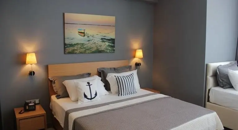 Triple, Şehir Manzaralı, Balkonsuz