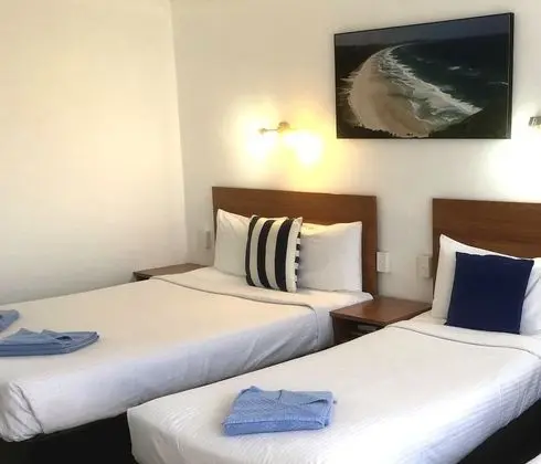 Basic Oda (Queen and Single Bed)