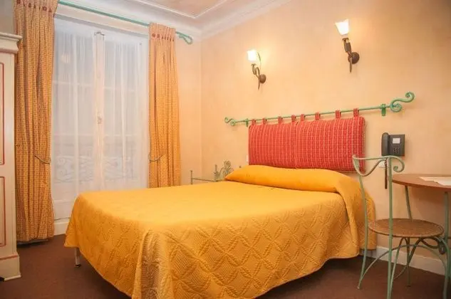 Standard Tek Büyük Yataklı Oda, Küvet