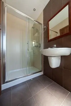 Tek Büyük veya İki Ayrı Yataklı Oda, Deniz Manzaralı