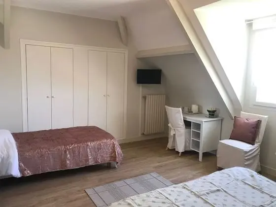Comfort Üç Kişilik Oda, Birden Çok Yatak, Kısmi Deniz Manzaralı