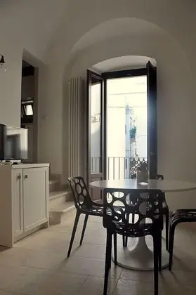 Junior Süit, Balkon