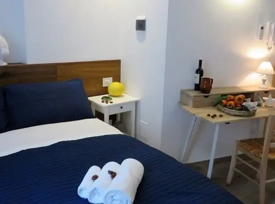 Tek Büyük Yataklı Oda, Zemin Kat