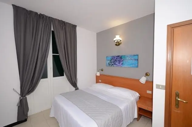 Deluxe Tek Büyük veya İki Ayrı Yataklı Oda, Balkon