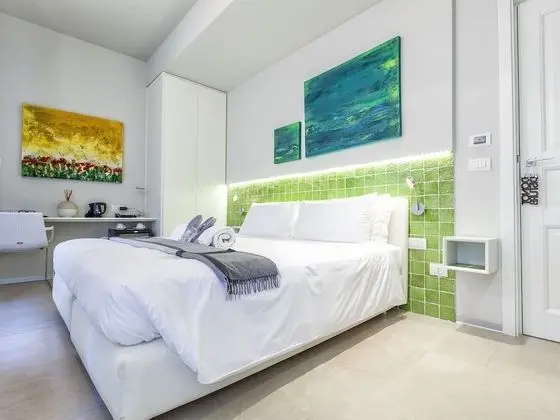 Tek Büyük veya İki Ayrı Yataklı Oda, Banyolu/Duşlu